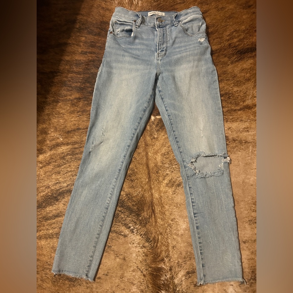 Abercrombie & Fitch Light Blue Distressed Skinny Jeans